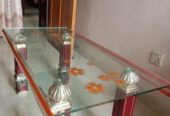 সেন্টার টেবিল