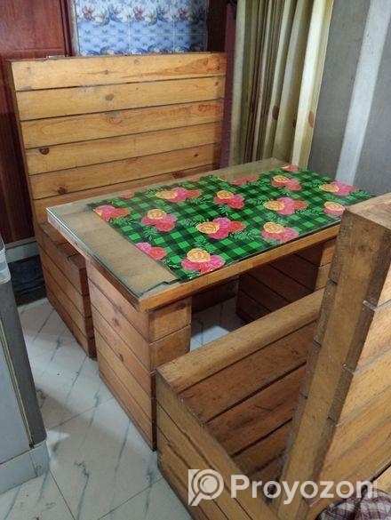 ফাস্ট ফুড বা যে কোন দোকানের জন্য একেবার চলনসই।