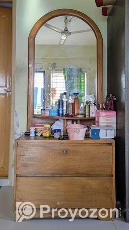 ক্লাসিক ড্রেসিং টেবিল, রেইনট্রি কাঠের