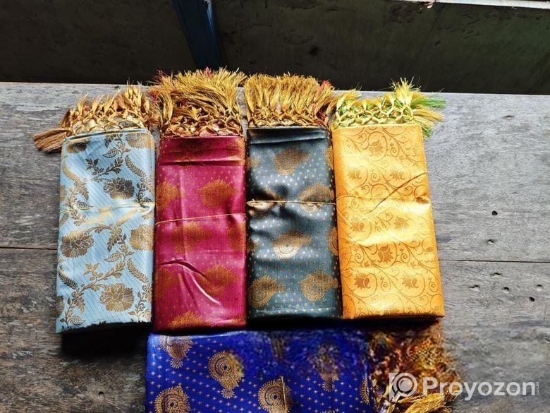 কাতান শাড়ি