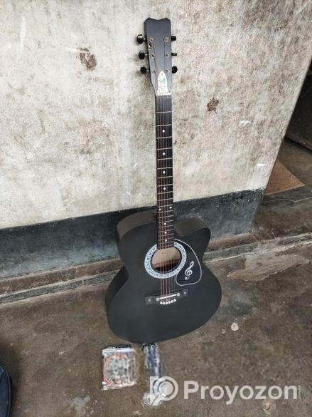 Guiter for sell