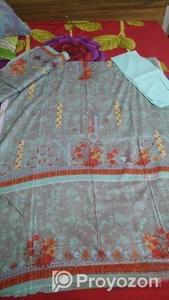 গরমে আরামদায়ক ও টেকসই সালোয়ার কামিজ দামে কম মানে ভালো