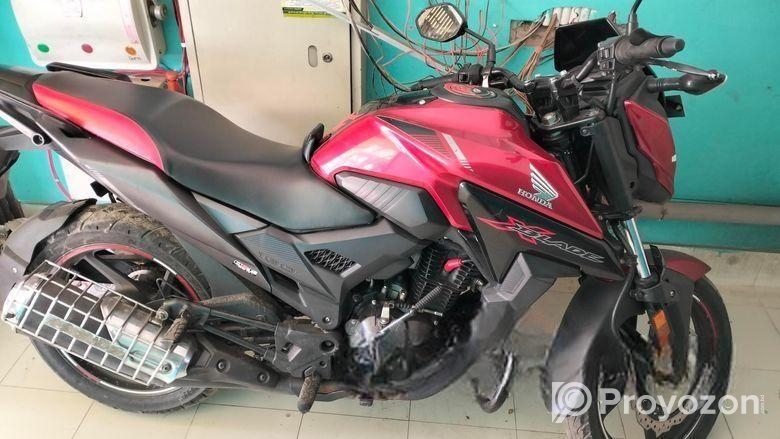 Honda X Blade 2021