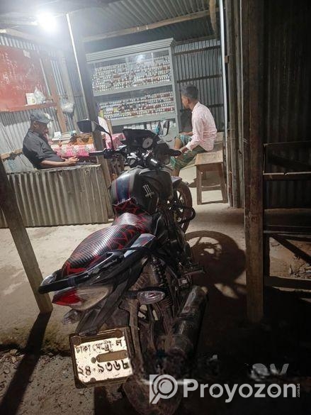 TVS APACHE RTR 150 . 2017