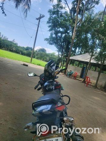 Bajaj Pulsar 150 2023