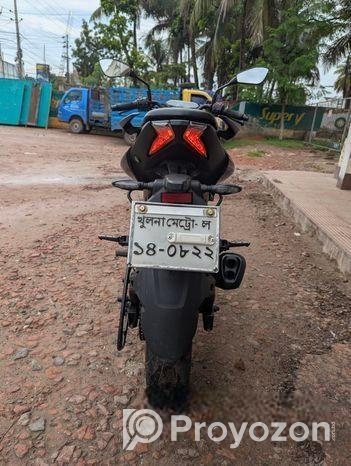 Bajaj Pulsar N250 2024