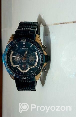 Naviforce NF9185 watch