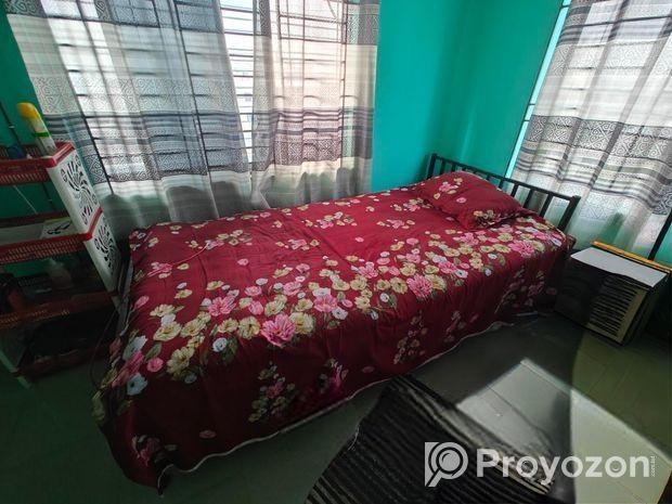 লোহার সিঙ্গেল খাট