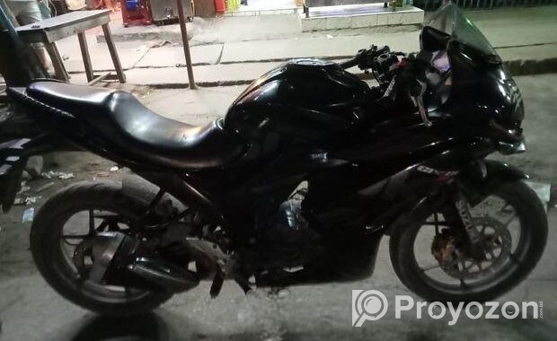 Suzuki Gixxer SF double disk 2018
