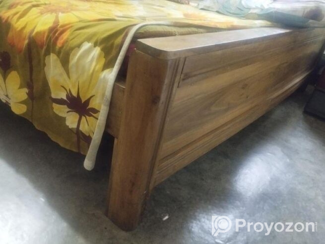 কাঠের খাট
