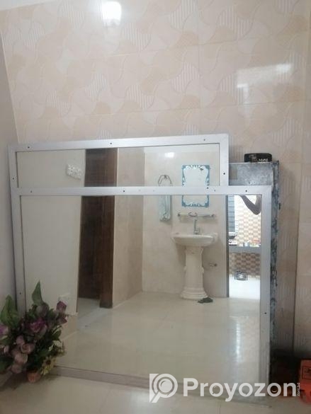 আয়না বিক্রি হবে