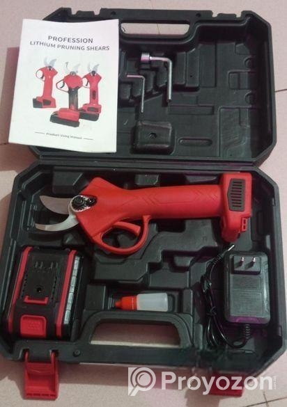 Tree pruning machine