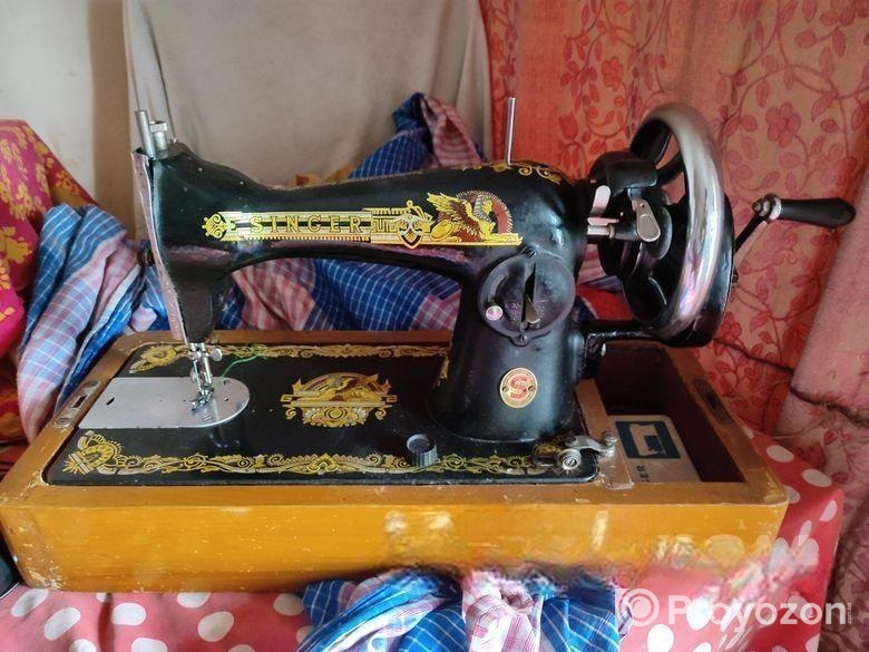 Singer Hand Sewing Machine