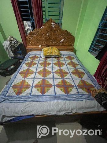 একটি ভালো মানের খাট বিক্রি হবে মেট্রিক্স সহ