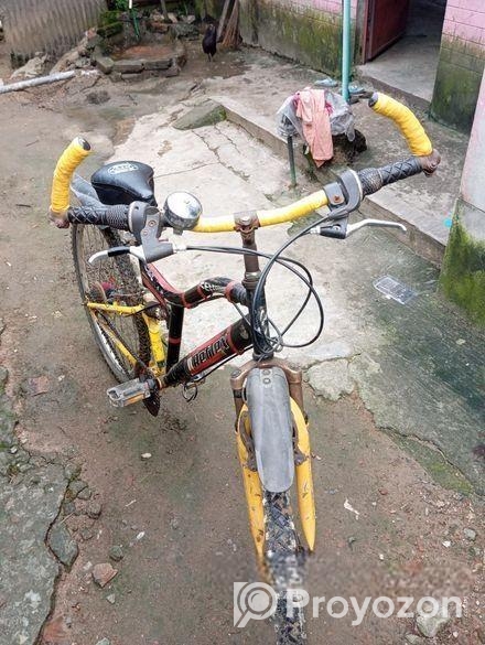 ইউজড সাইকেল কোনো সমস্যা নাই স্মুথলি চলে,
