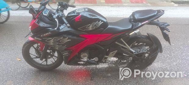 Honda CBR 2018