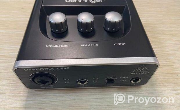 Behringer U-PHORIA UM2 Audio Interface