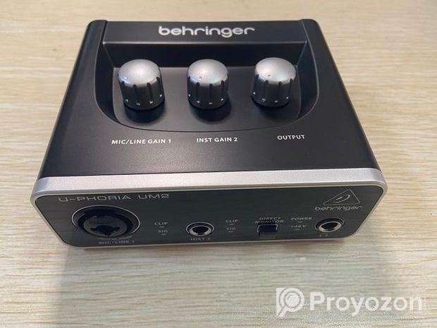 Behringer U-PHORIA UM2 Audio Interface