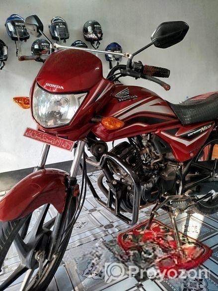 Honda Dream Neo 2017
