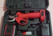 Tree pruning machine