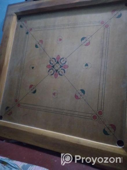 ক্যারম বোর্ড ১ টা