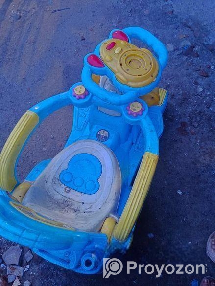 খেলনা গাড়ি