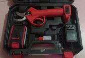 Tree pruning machine