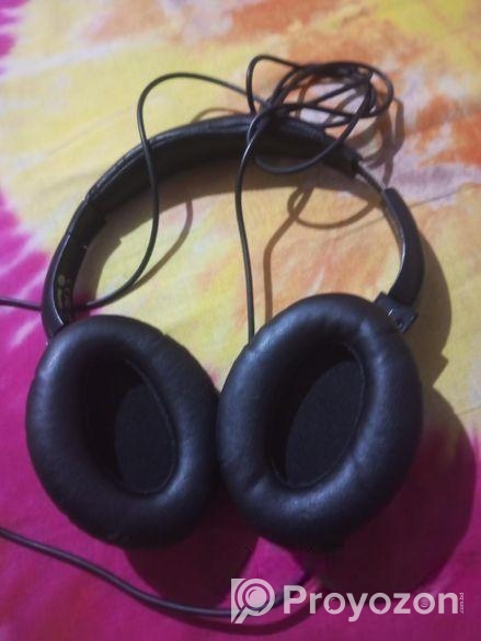 হেডফোন
