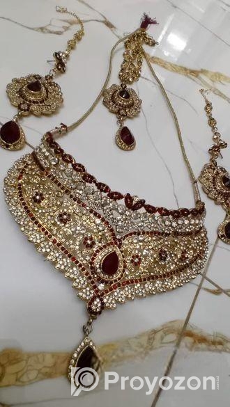Bridal jewellery