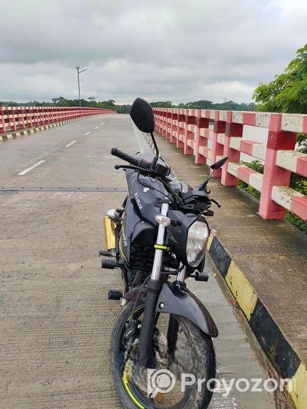 Suzuki Gixxer . 2024