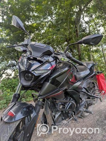 Bajaj Pulsar N 160 . 2023