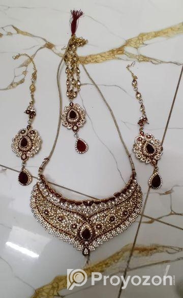 Bridal jewellery