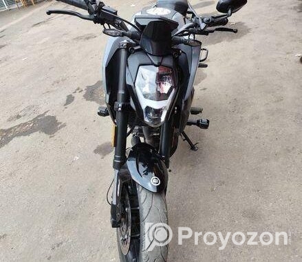 CF Moto NK 250 2025