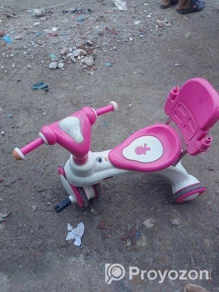 বাচ্চাদের খেলনা গারি বিক্রি হবে