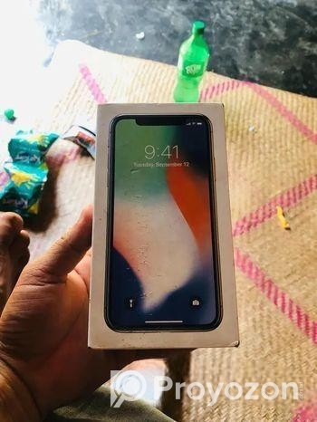 Apple iPhone X (Used)