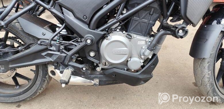 CF Moto NK 250 2025