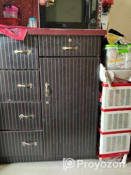 অটবি ওয়ারড্রব