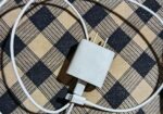 Apple 20 W Charger