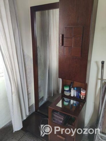 Dressing Table Sell Post