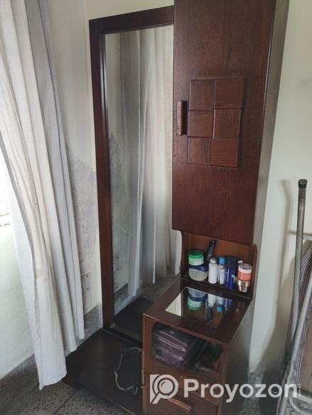 Dressing Table Sell Post