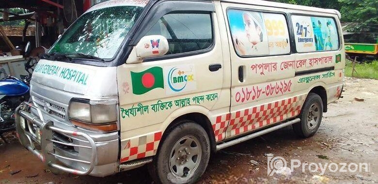 Toyota Hiace ambulance 2003