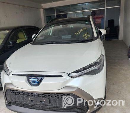 Toyota Corolla Cross z leather moonroof 2022