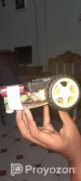 হাতে বানানো গাড়ি