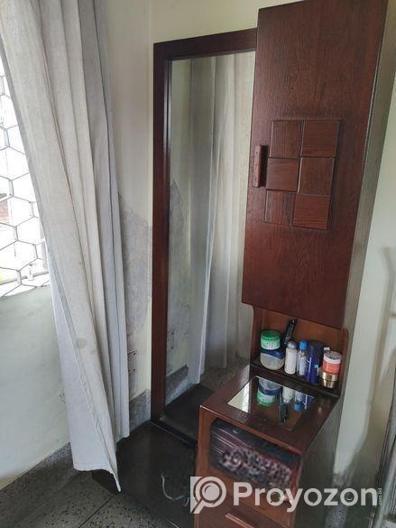 Dressing Table Sell Post