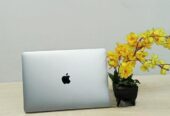 Macbook pro m2 512ssd 8gb ram brand new conditions