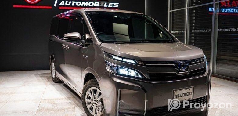 Toyota Noah G SMART 2011