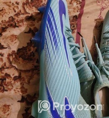 Nike 42 বুট
