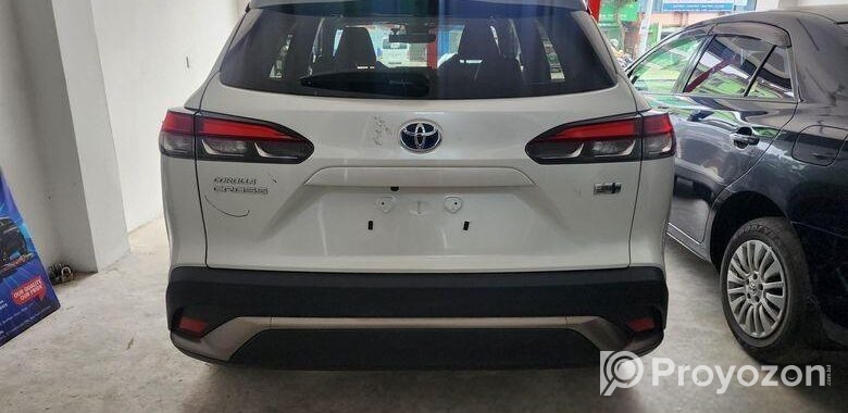 Toyota Corolla Cross z leather moonroof 2022