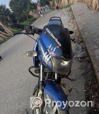 Bajaj Pulsar 150 . 2019