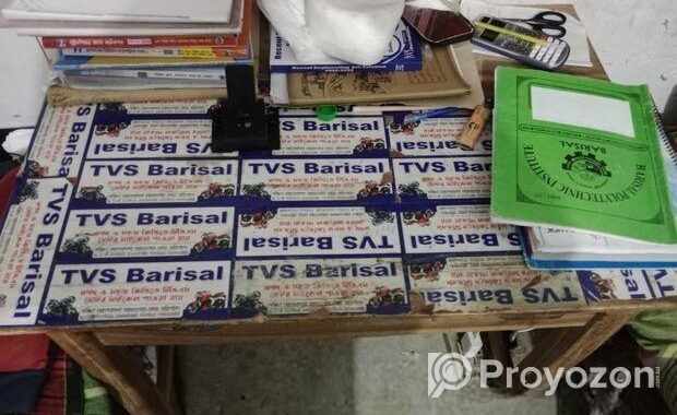 টেবিল চেয়ার বিক্রি হবে